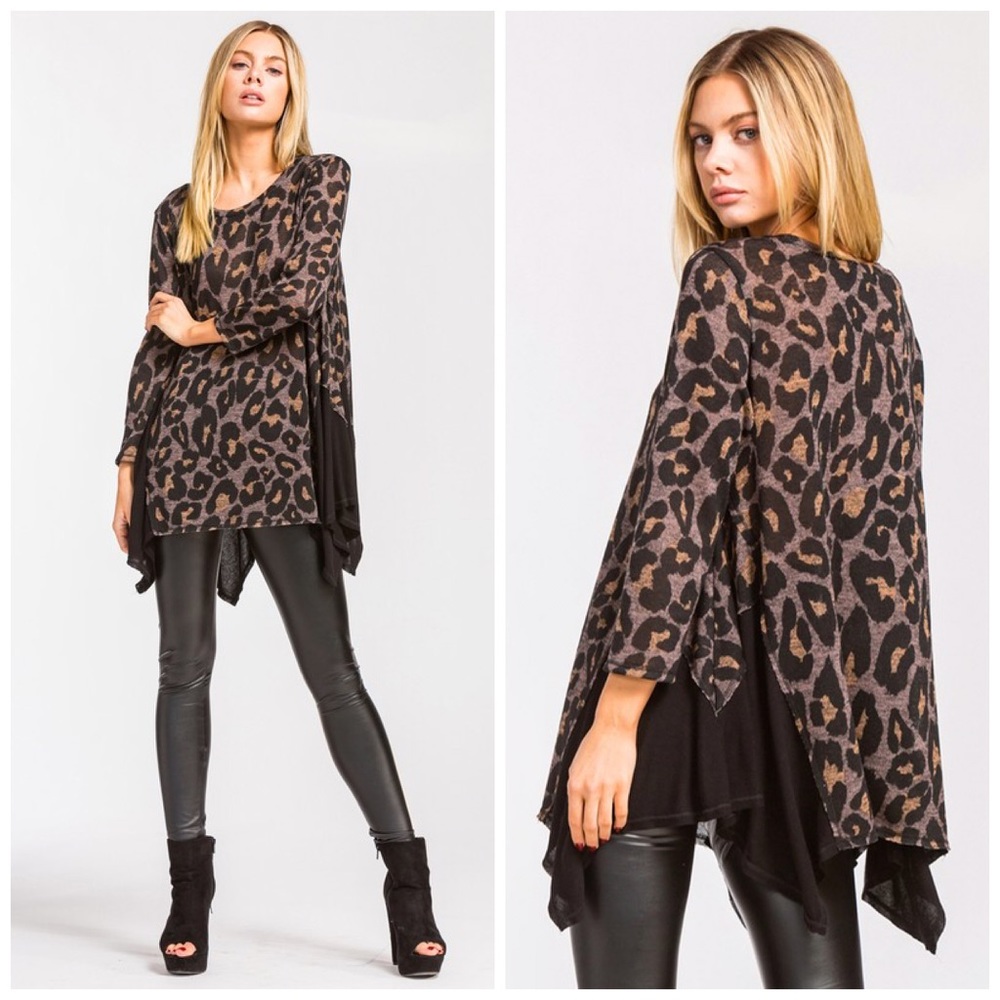 🛍LAST 1! Contrast Panel Animal Print Tunic! - Picture 7 of 8